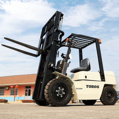 Camion élévateur à essence de 2,5 à 3,5 tonnes, adapté aux travaux lourds