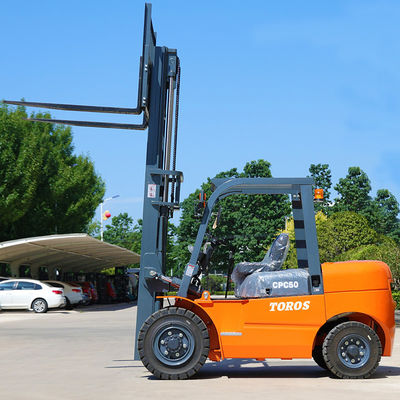 Camion élévateur diesel à grande capacité de qualité industrielle avec transmission hydraulique