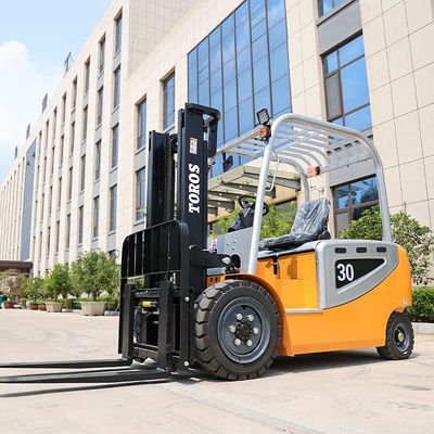 Chariot élévateur diesel Chariot élévateur puissant Adapté à une utilisation en extérieur dans les entrepôts